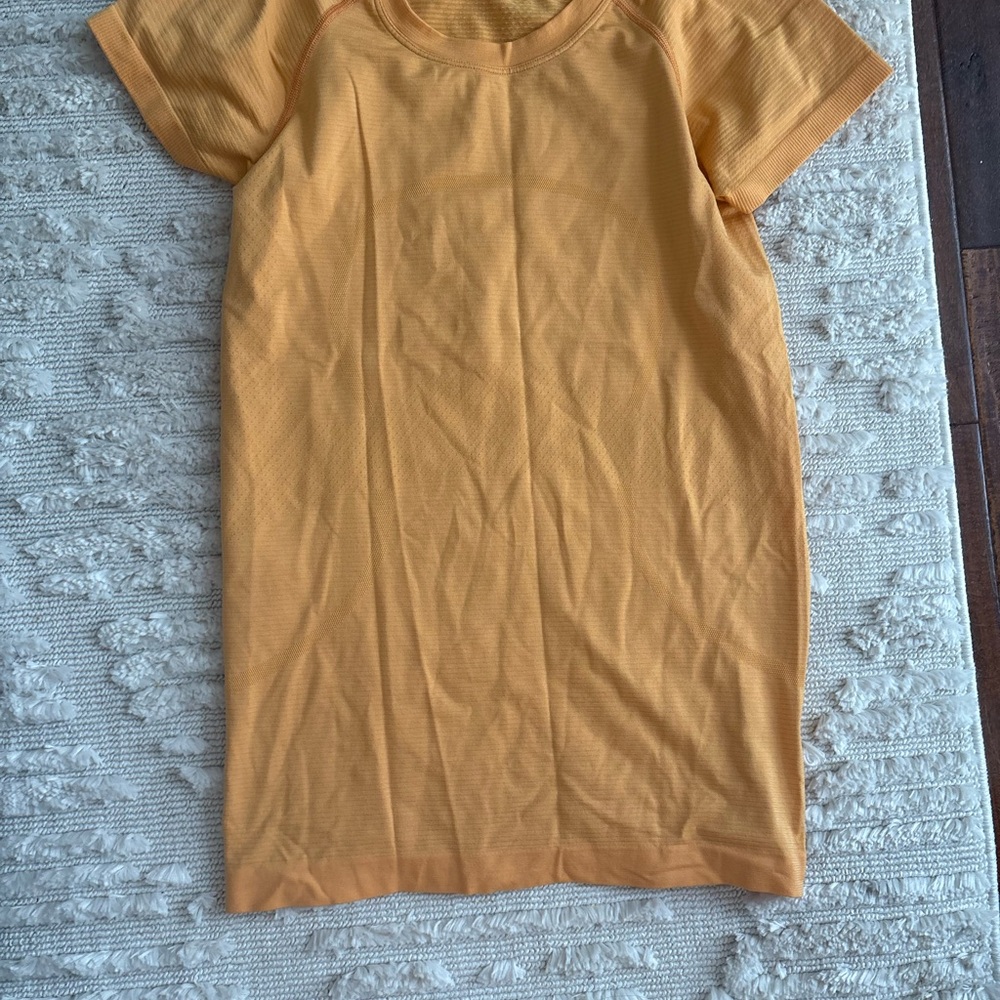 Lululemon swiftly tech